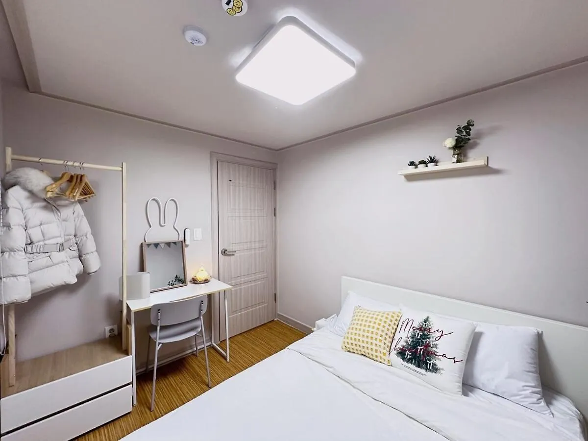 Appartamento Namsan Beautiful Big Hill House Seul Corea del Sud